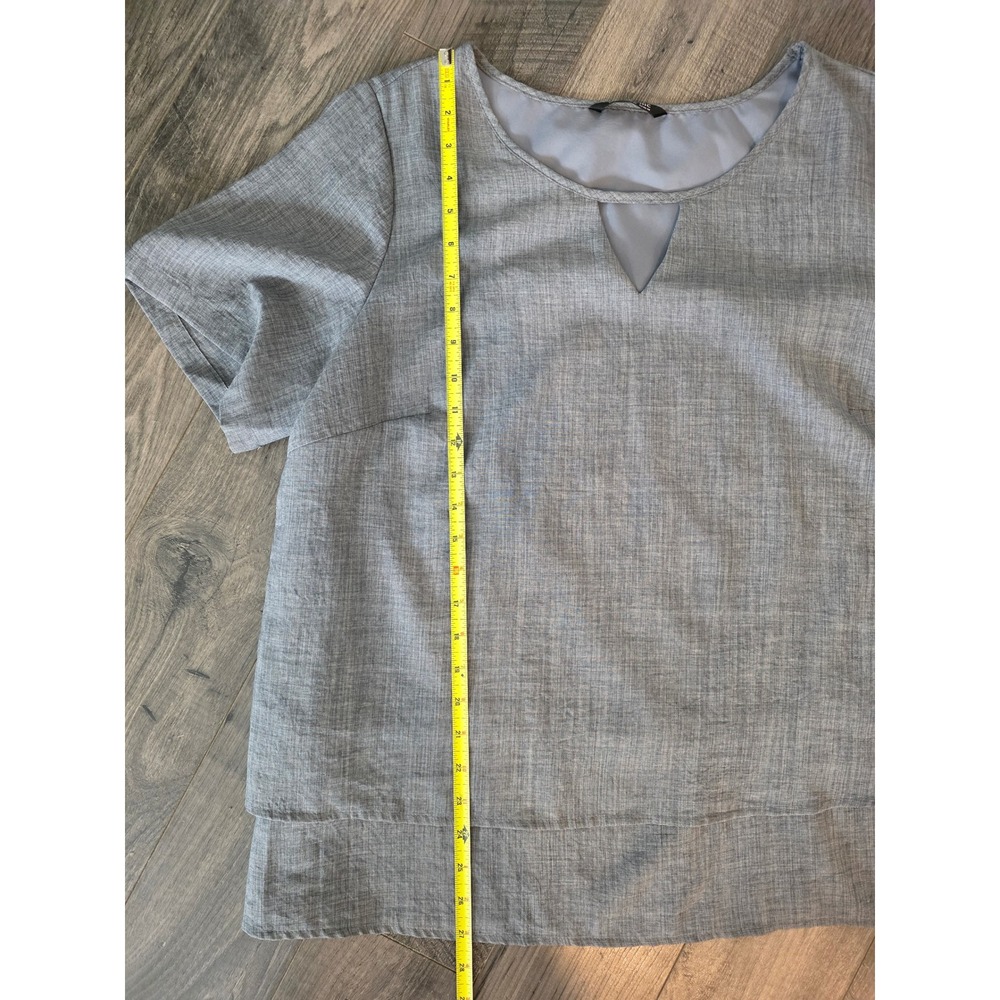 Women's sz 14/16 Grey Layered Short Sleeve Blouse Cutout V-Neck Business Casual - Picture 3 of 13